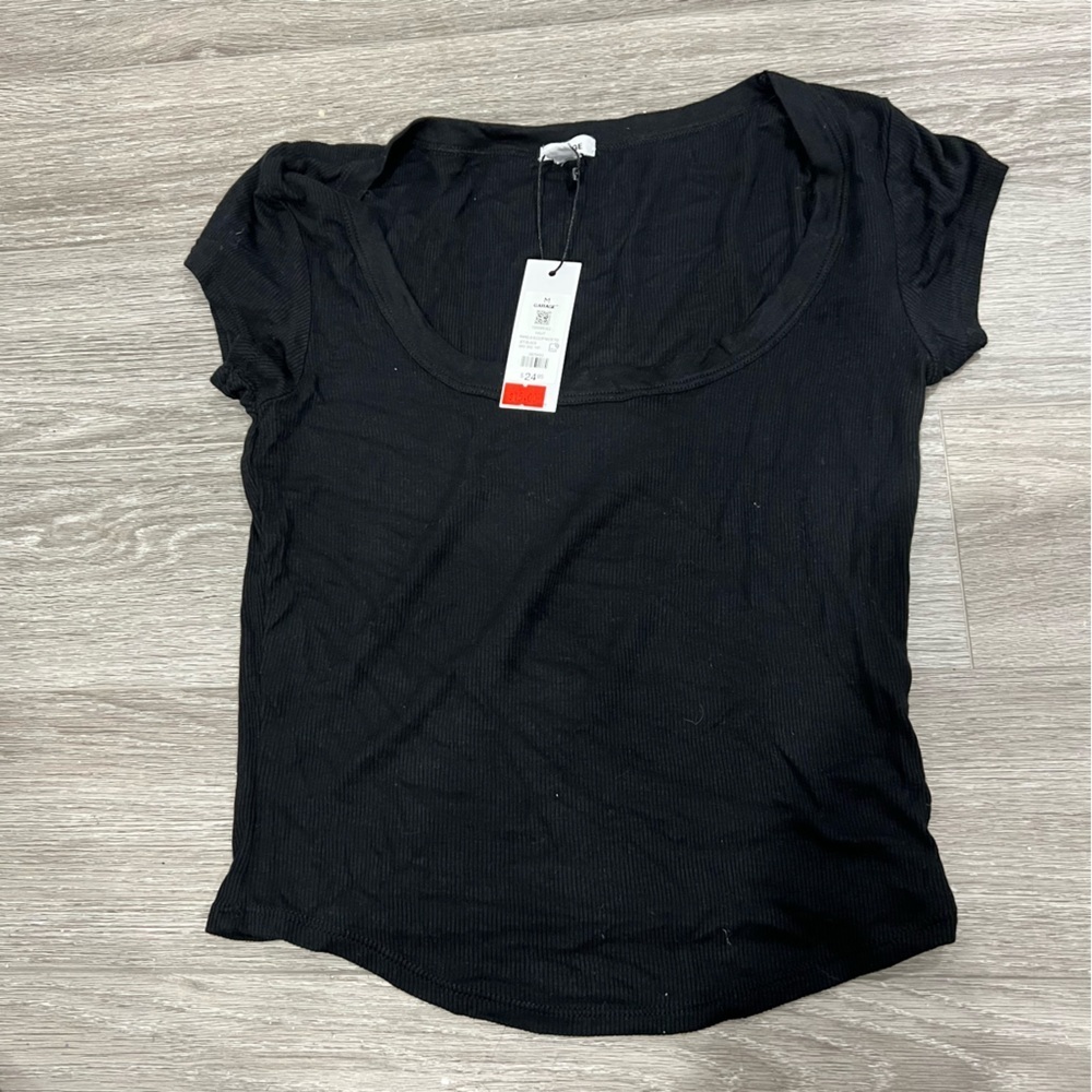 Garage NWT Pamela Scoop Neck Tee Ribbed Short Sleeve Black M